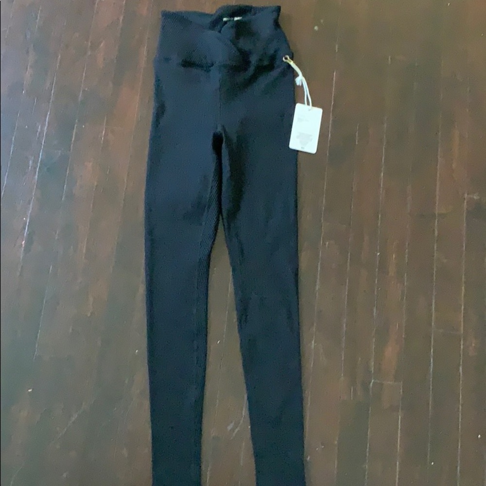 NWT Year of ours black ribbed leggings size small